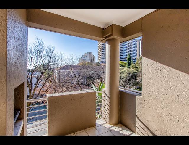 2 BEDROOM APARTMENT TO LET IN MORNINGSIDE